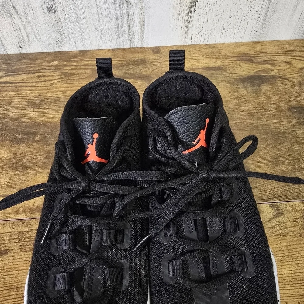 Air Jordan Reveal BG 834126-014 Black Youth Size 5